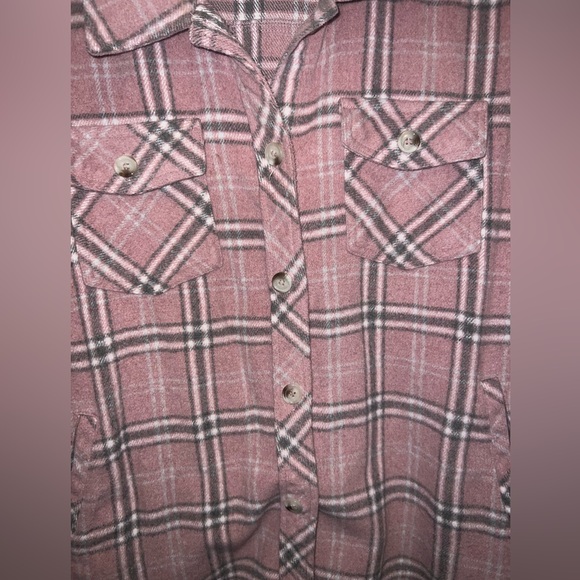 PINK PLAID FLANNEL OVERSIZED SHACKET JACKET SMALL BUTTON UP LIKE NEW - Picture 6 of 8